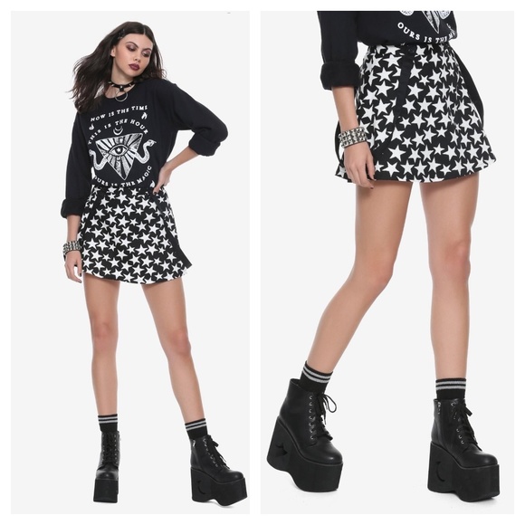 Tripp NYC Daang Goodman Black & White Star Print Suspender Skirt - Picture 1 of 5